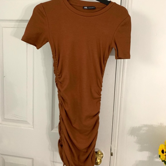 Burnt orange Zara dress - Picture 2 of 2